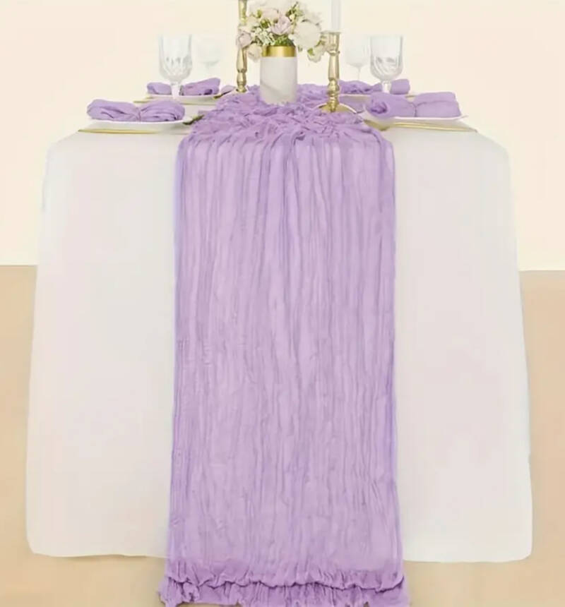 Pale purple table runner 
