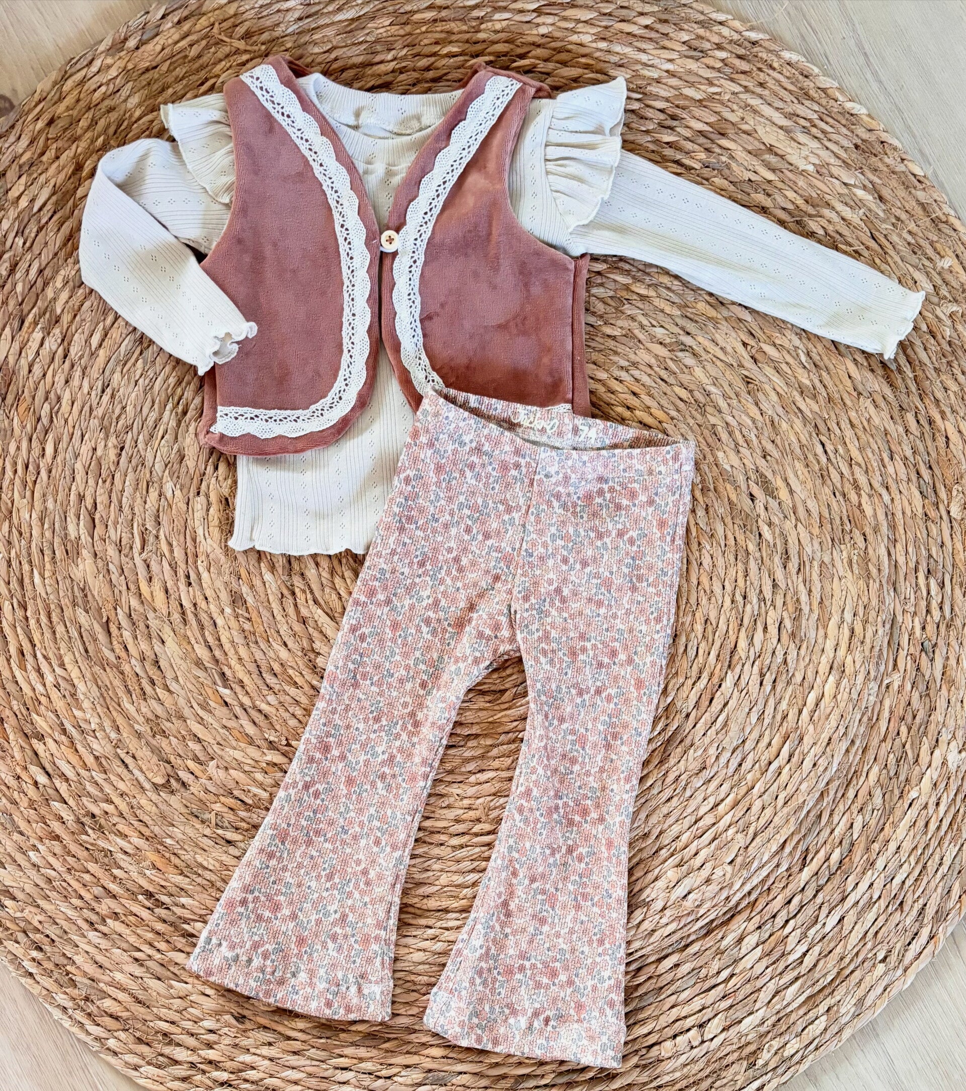 Gilet met kant Peach