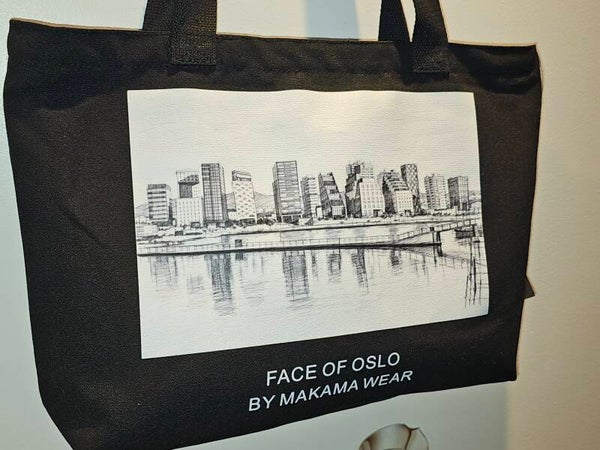 Str. 50x40 tote bag i bomull med glidelås. Varenr. 0004
