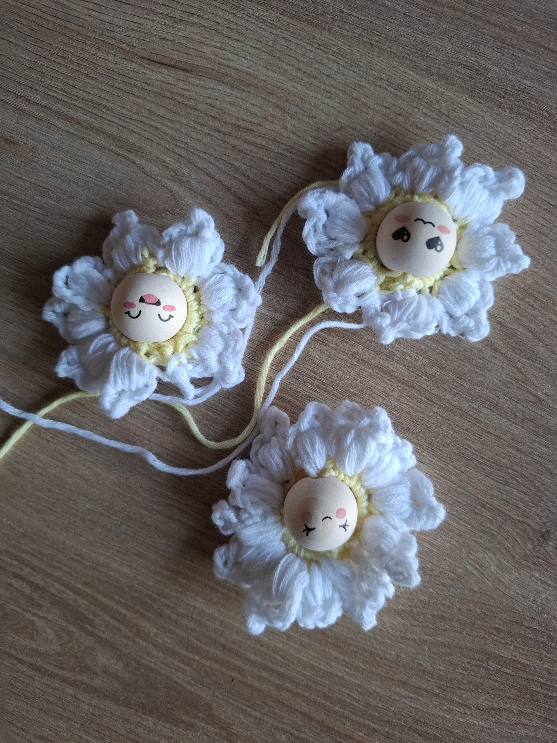 Bloemsleutelhangers met gezichtje