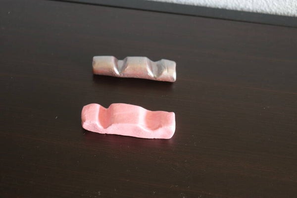 Penseelhouder in roze en grijs