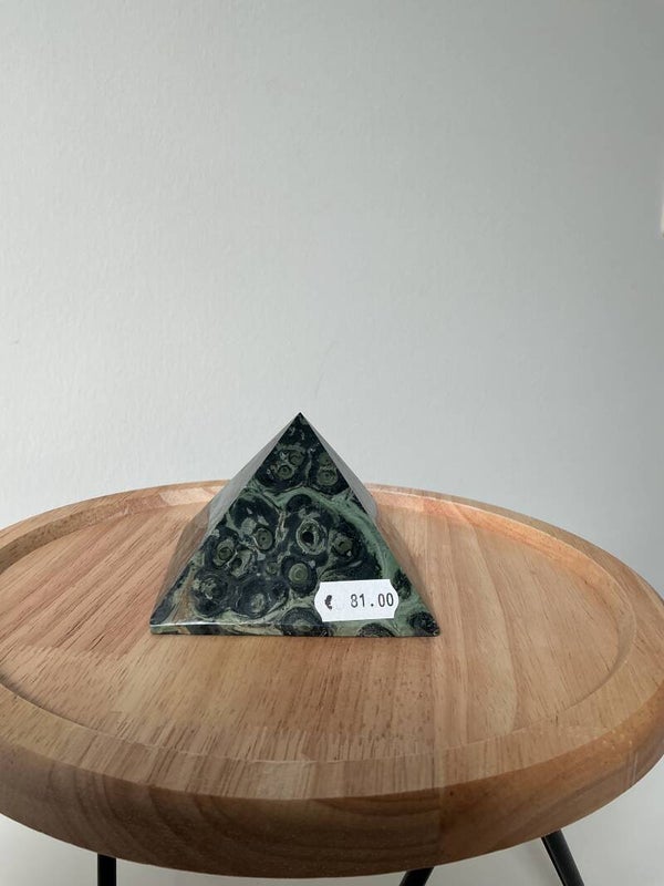 🖤💚🔺 Kambaba Jaspis – Piramide