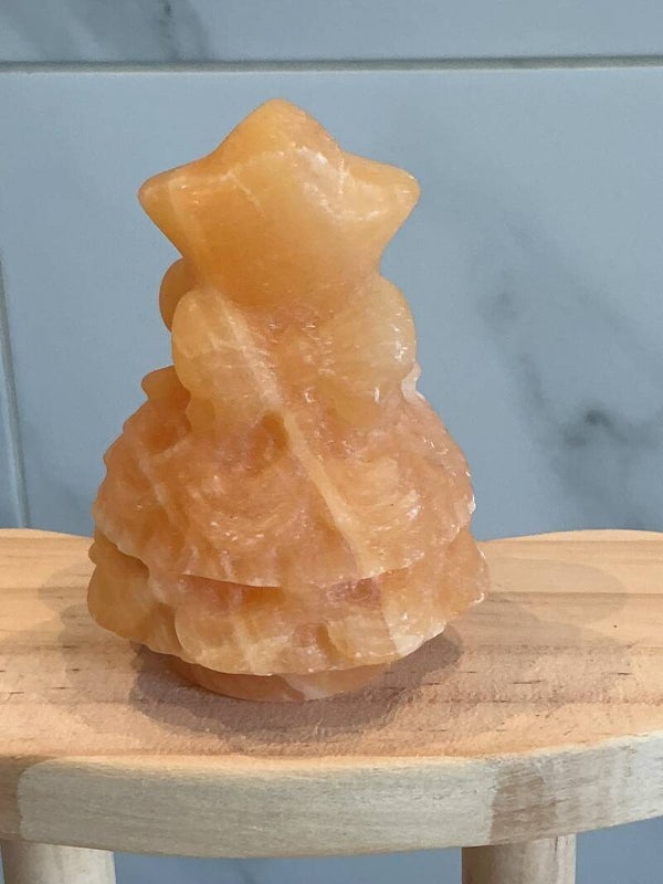 🎄💛✨ Gele Calciet – Kerstboom Carving #18
