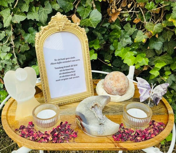 🤍✨ Herinneringsaltaar – Een Liefdevolle Plek, Altijd Dichtbij