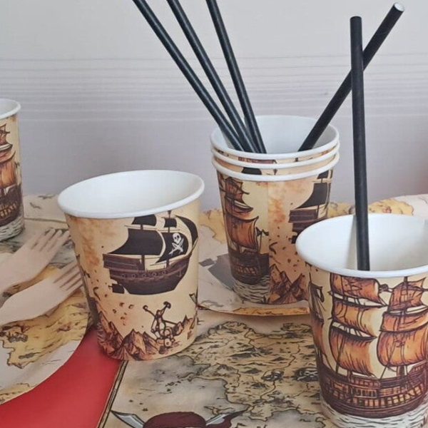 Wegwerpservies thema Piraten
