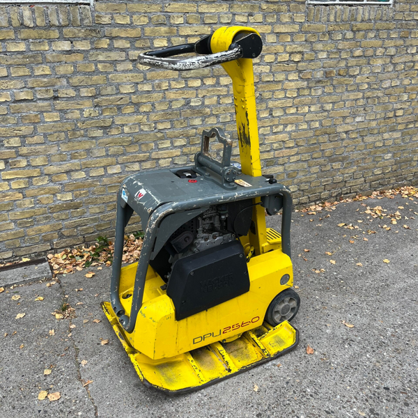 Trilplaat 25 kN / 2,5 Ton Diesel | Huren