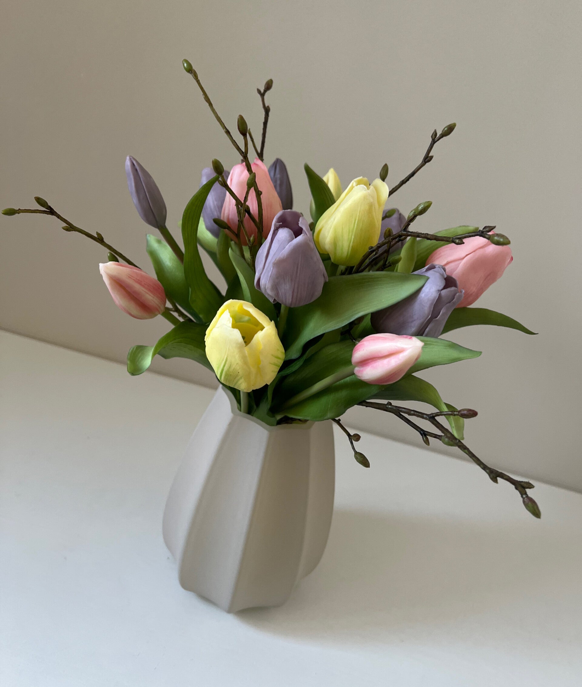 Real Touch boeket kunst pastel tulpen met vaas