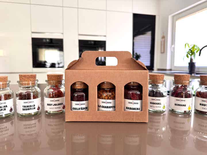Geschenkset Chilis im Korkglas