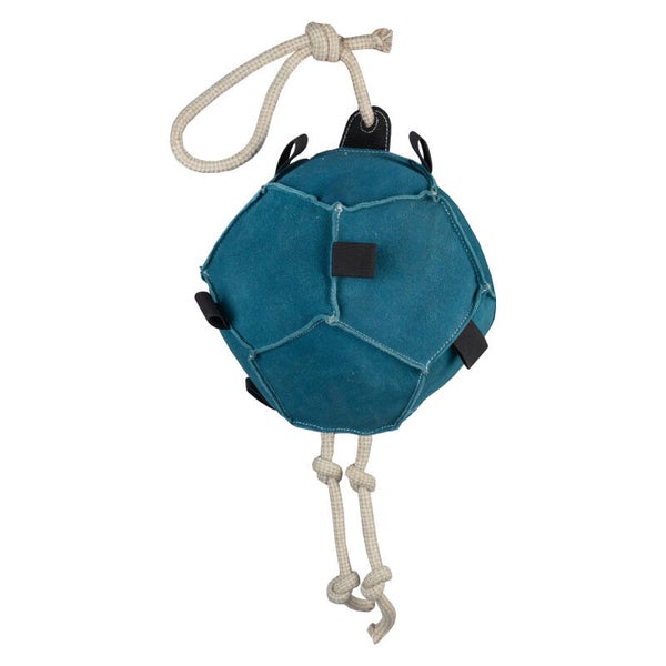 HORKA Futterspielzeug für Pferde – Ball mit Möhrenschlaufen