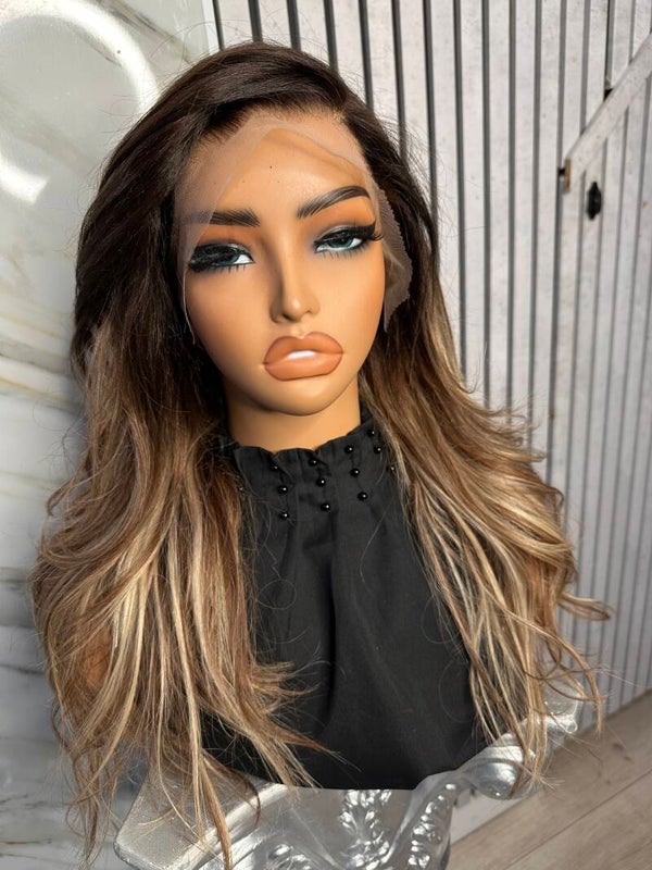 Dark roots with high and Lowlights