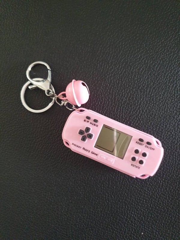 Porte-clés console avec plus de 20 jeux intégrés rose