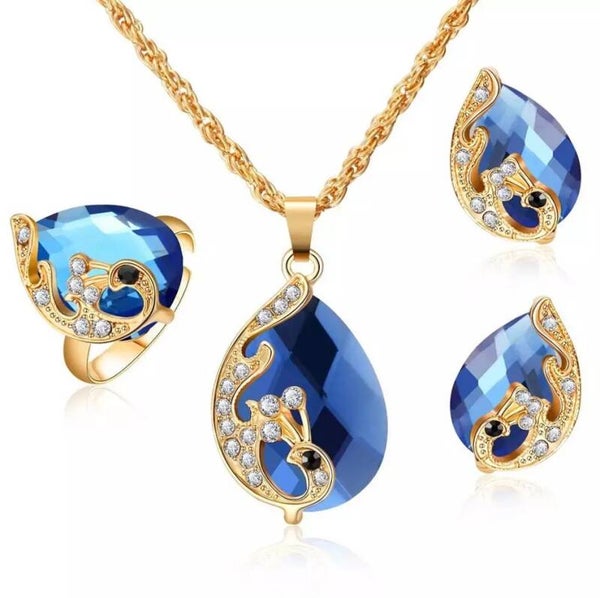 Magnifique parure 3 pièces bleue