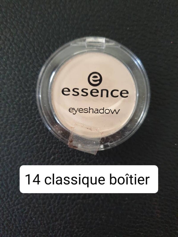 Fard à paupières Essence 14 boîtier