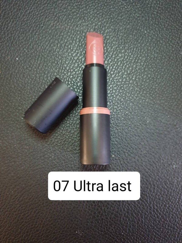 Rouge à lèvres Essence 07 Ultra last