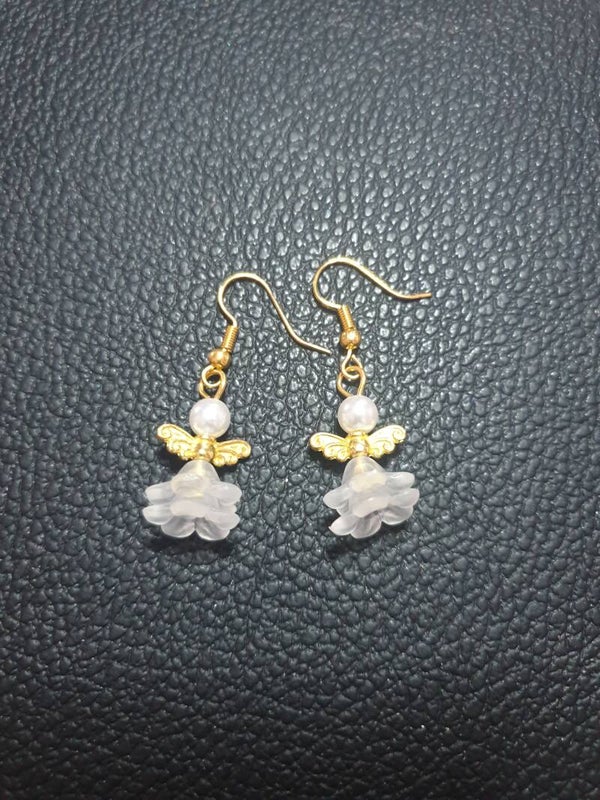 Boucles d'oreilles fantaisie anges blancs dorées