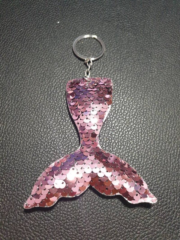 Porte-clés sequins "Queue de sirène" rose clair