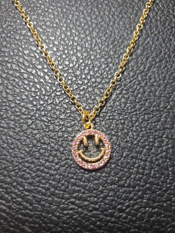 Collier smiley diamant rose