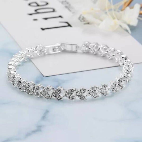 Magnifique bracelet fantaisie "Coeur" argenté