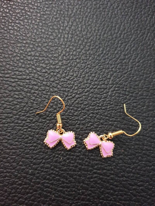 Boucles d'oreilles fantaisie "Noeud papillon" rose