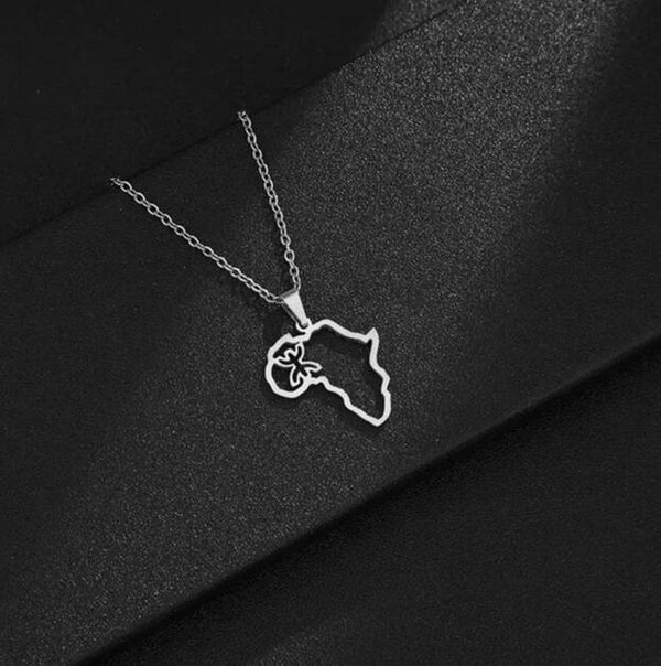 Collier "Kabyle" creux argenté