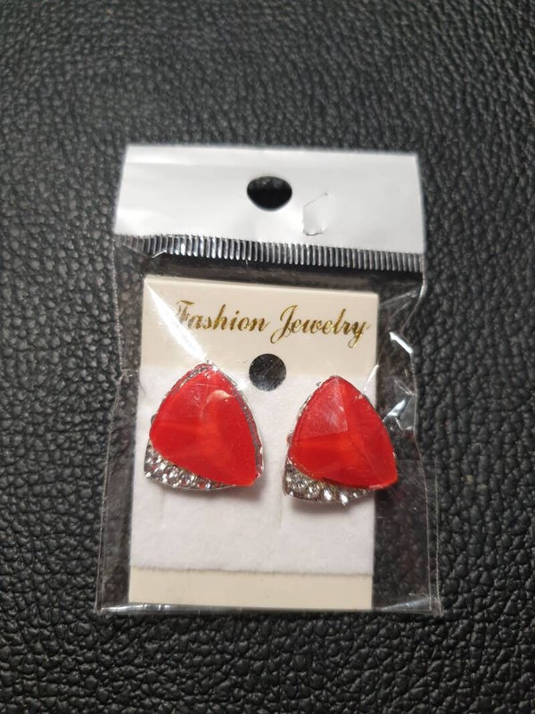 Boucles d'oreilles fantaisie triangle rouge