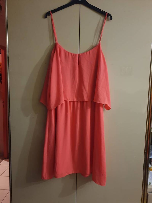 Robe à voile couleur saumon