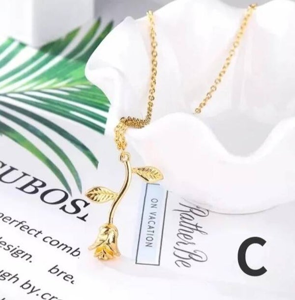 Collier fantaisie Rose "C"