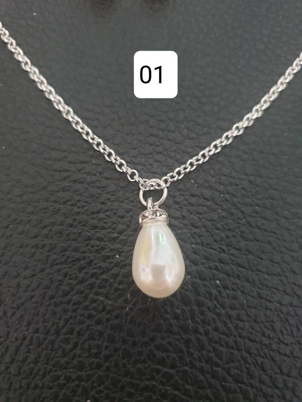 Collier fantaisie "Goutte" 01