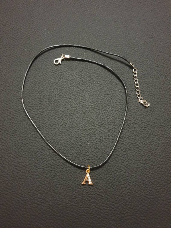 Collier fantaisie "A3" cordon noir