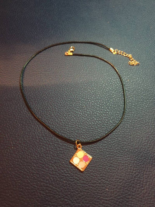 Collier fantaisie Palette cordon noir