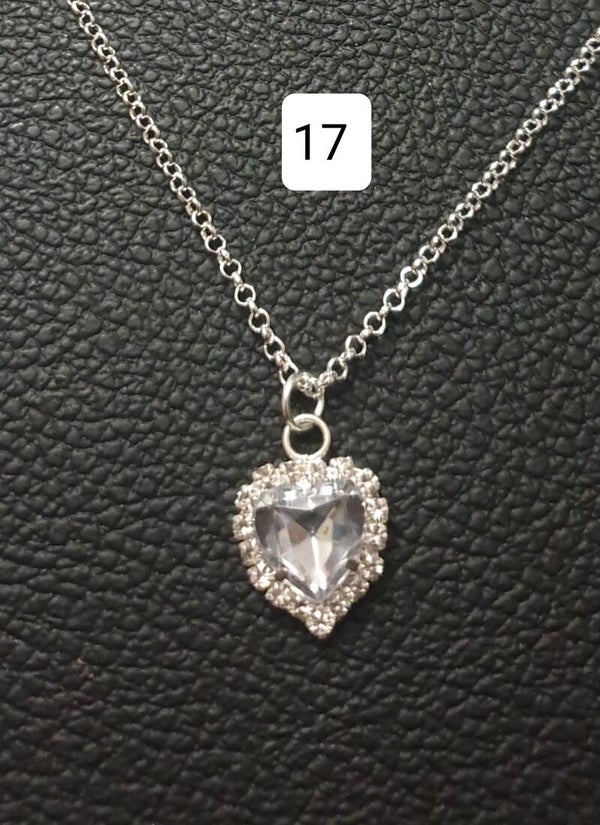 Collier fantaisie "Coeur" 17