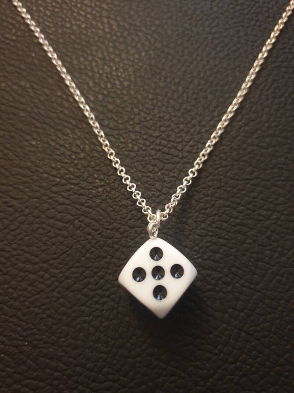 Collier fantaisie "Dé" blanc