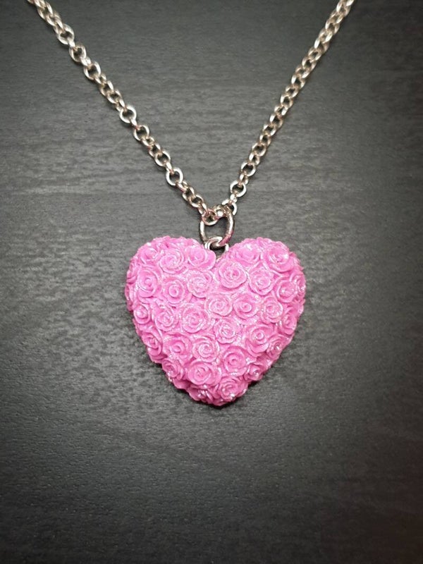Collier fantaisie "Cœur fleurs" rose