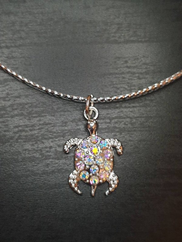 Collier "Tortue" cordon argenté