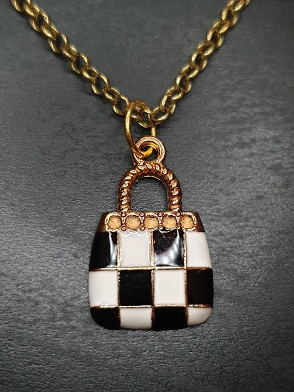 Collier fantaisie "Sac à main" damier noir et blanc