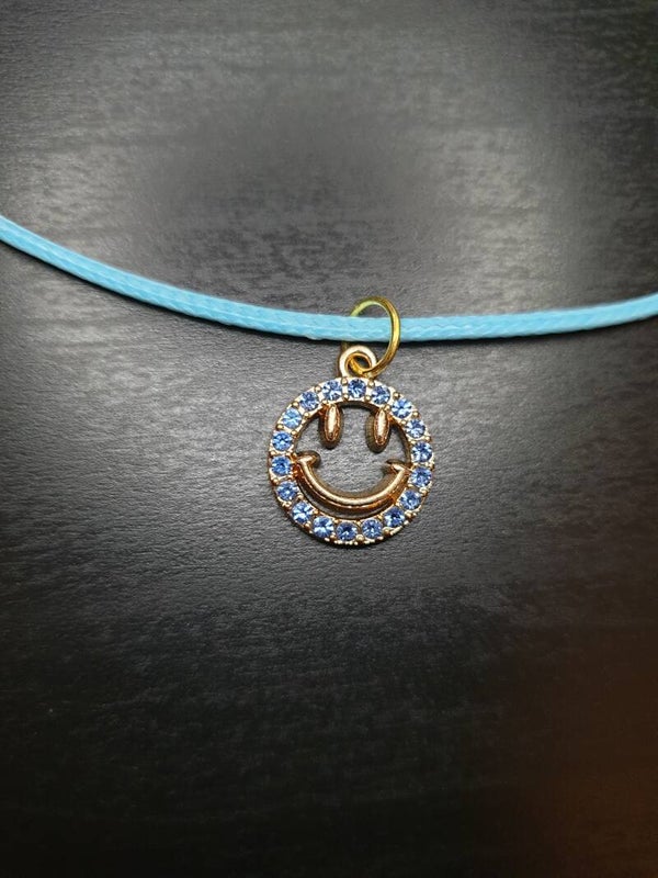 Collier fantaisie "Smiley" diamant bleu cordon bleu