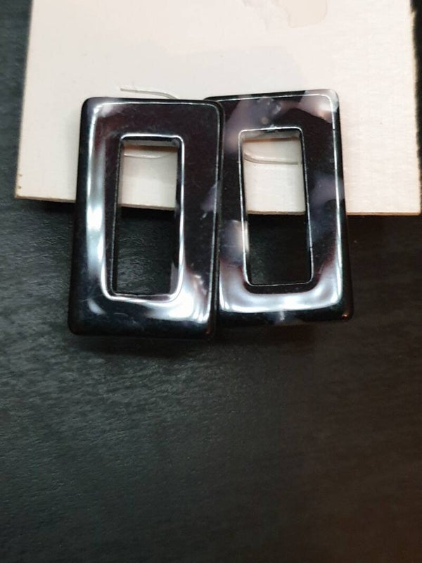 Boucles d'oreilles fantaisie rectangle noir et blanc