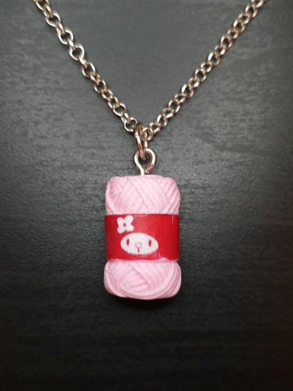 Collier fantaisie "Pelote" rose