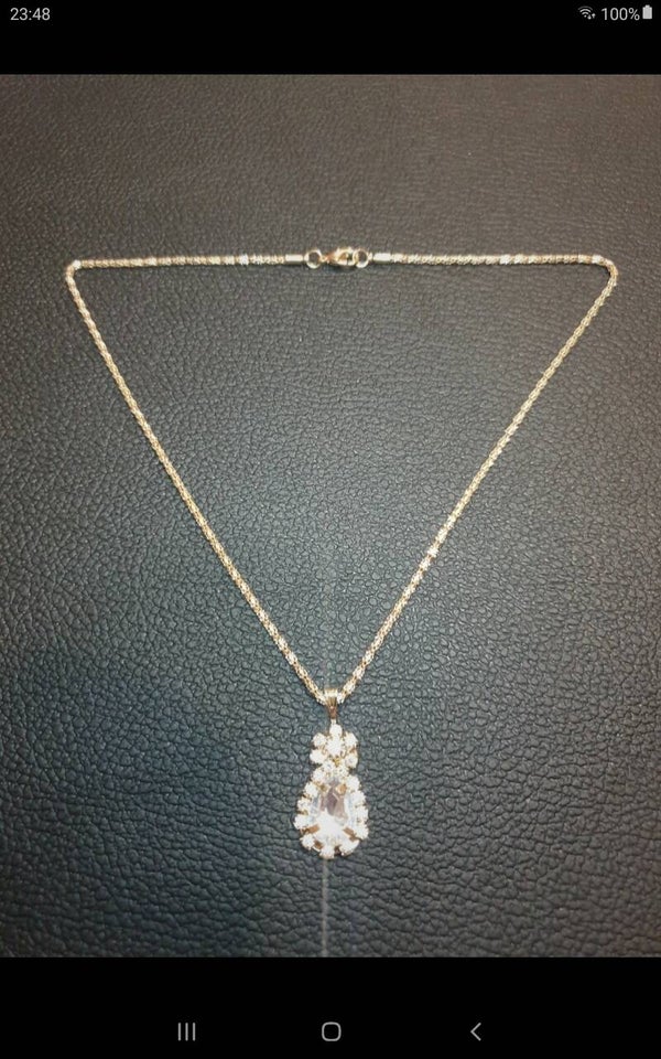 Parure blanche