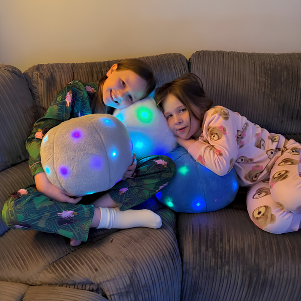 Vibrating LED ball