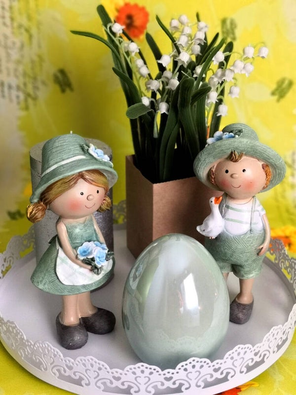 Figuren Mädchen und Junge grün