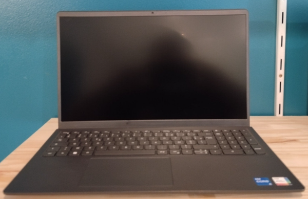 PC PORTABLE DELL Vostro 3510