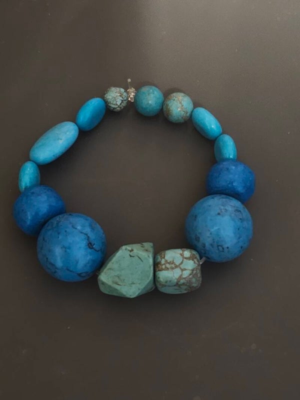 Handmade elastic bracelet