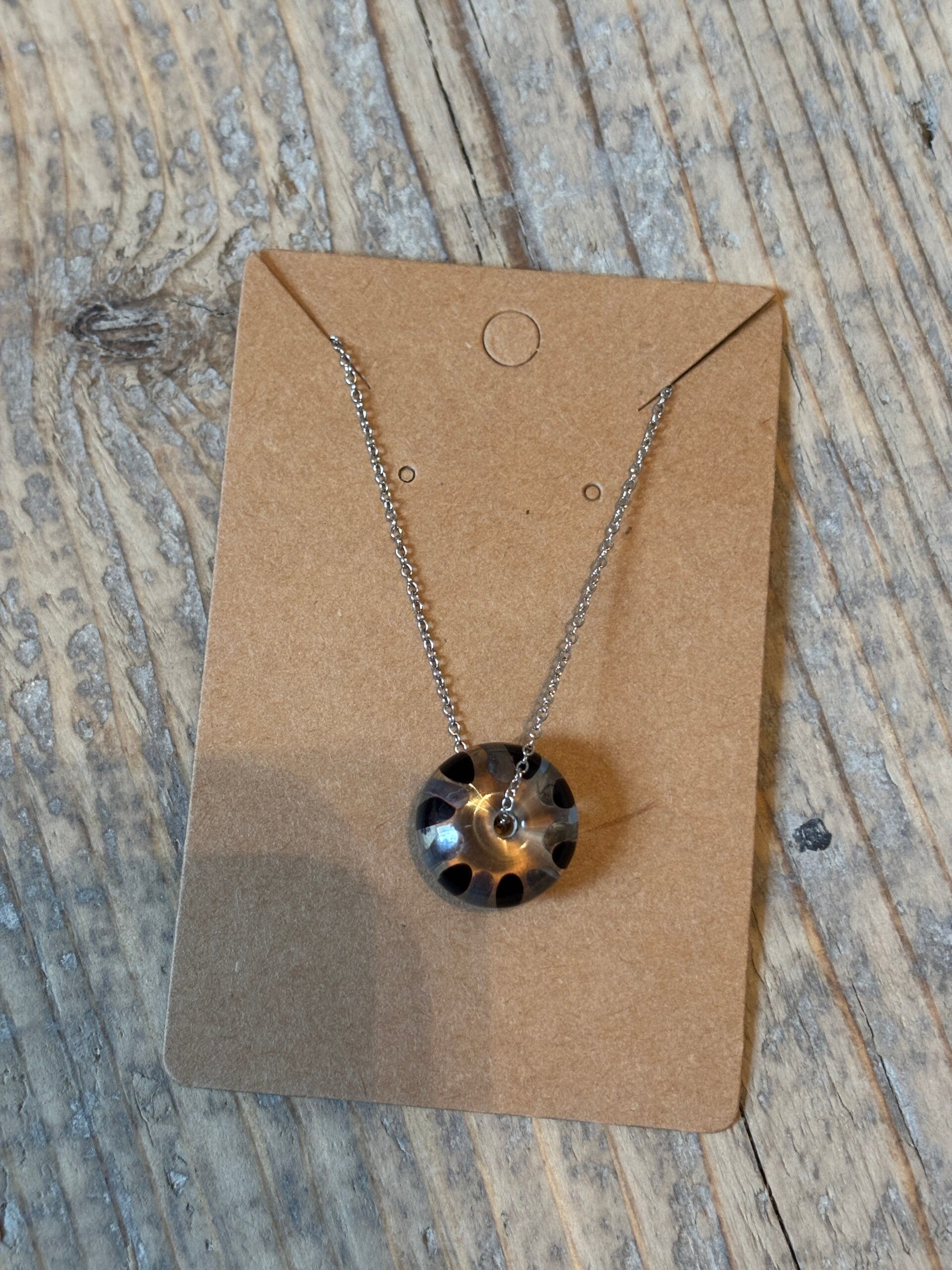 Moonlight glow necklace