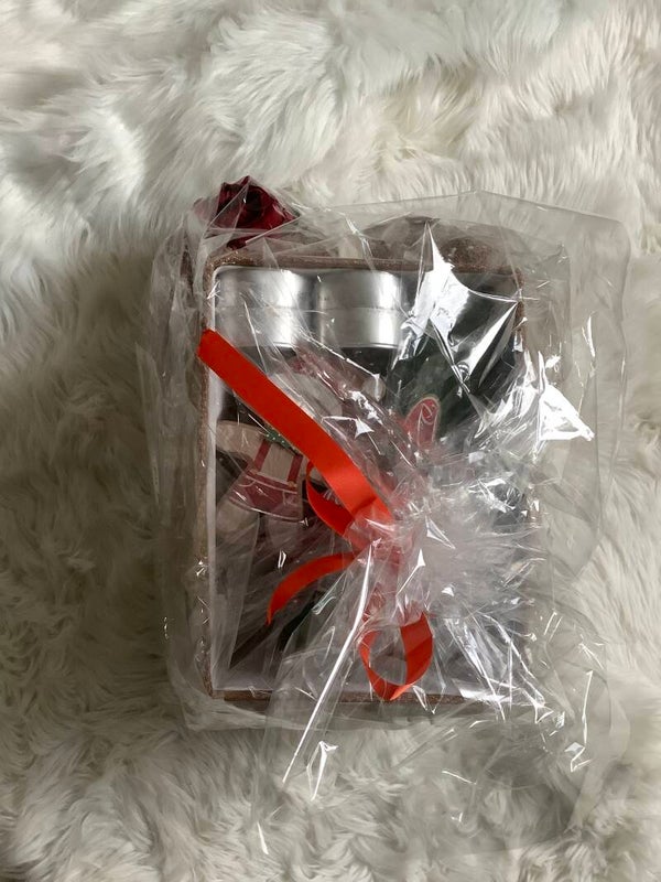 Kerstpakket nr.8 (Box of Without Words)