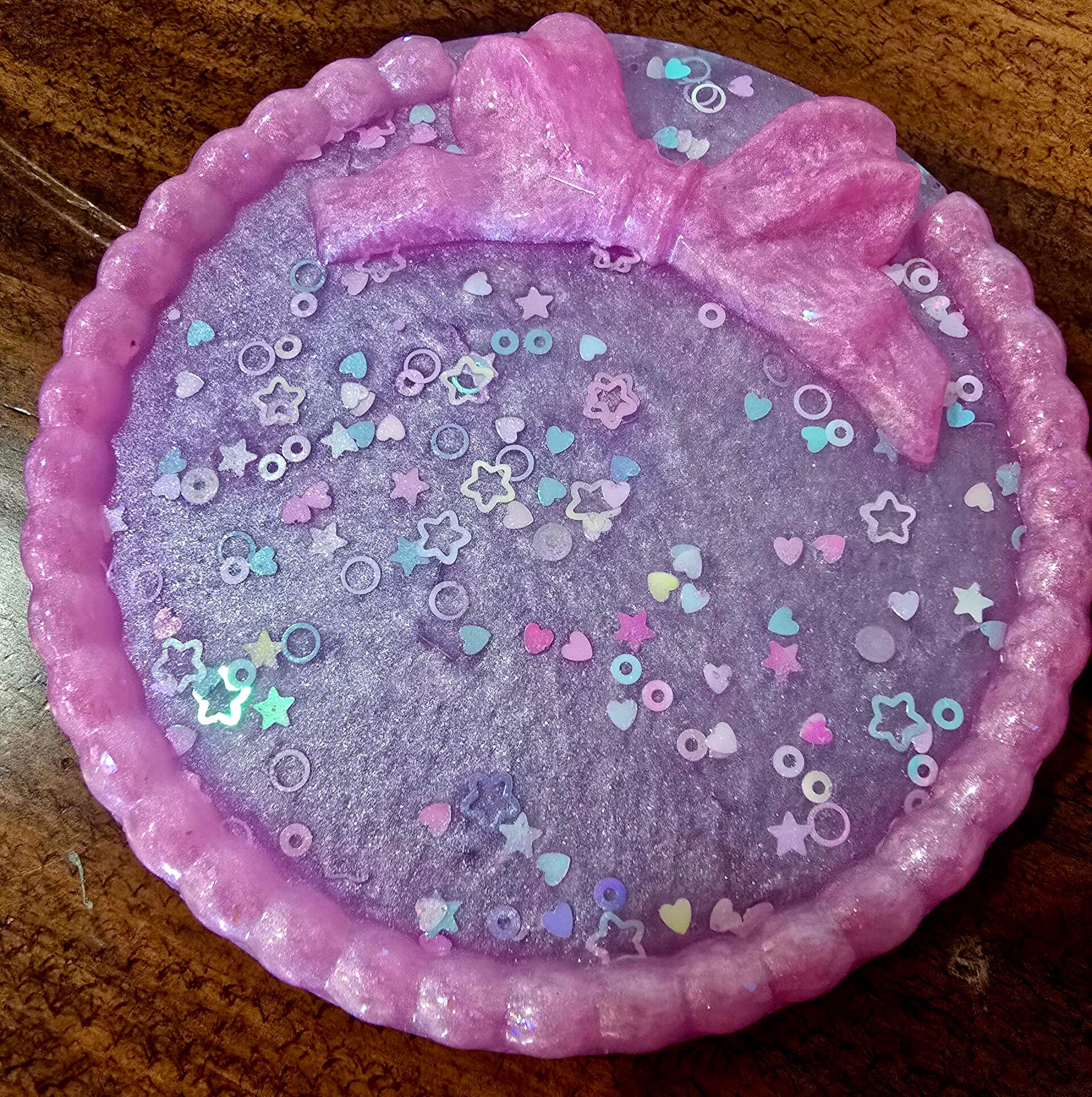 Resin Bow Trinket Holder