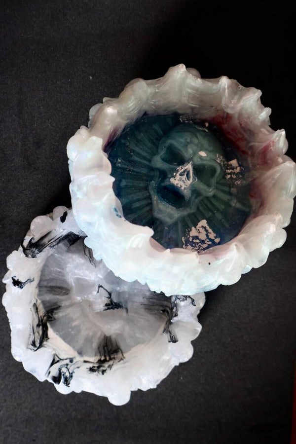 Resin Skull Ashtray