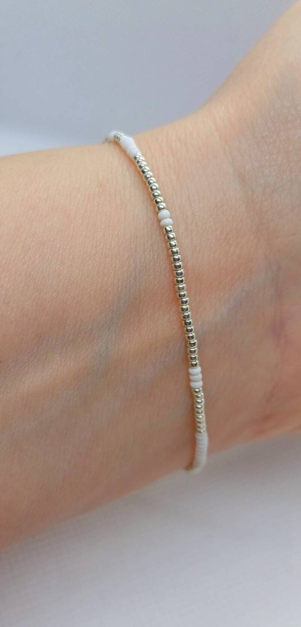 Zilver&Wit armbandje  *Paty Collectie*