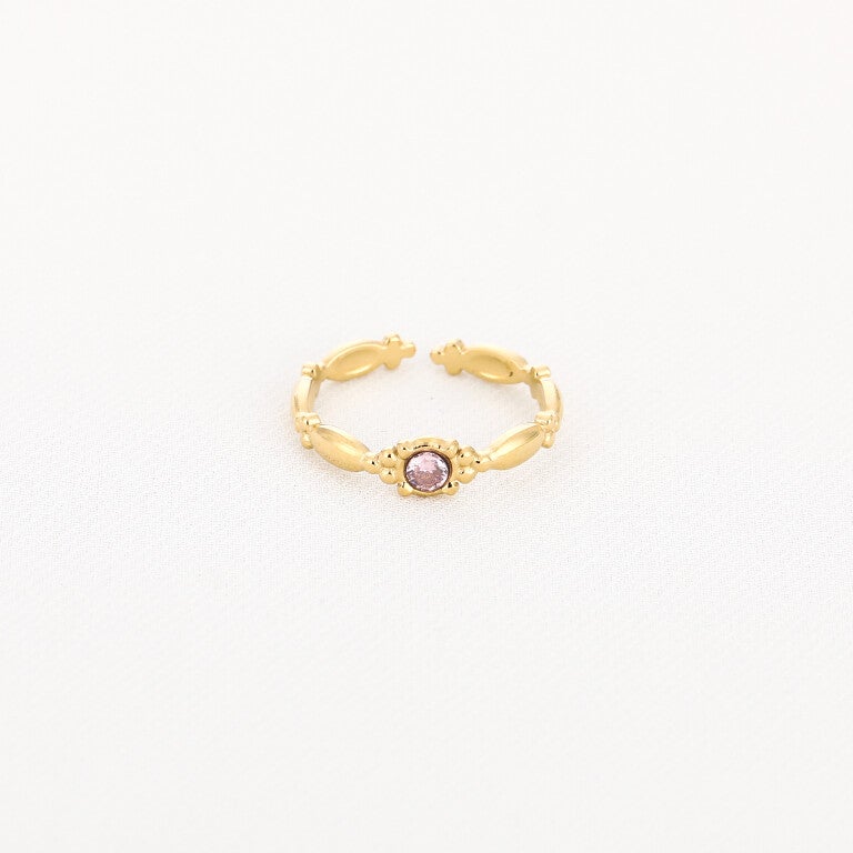 Elegant ring