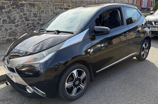 Toyota Aygo 1.0 VVT-I X-CLUSIV Hatchback